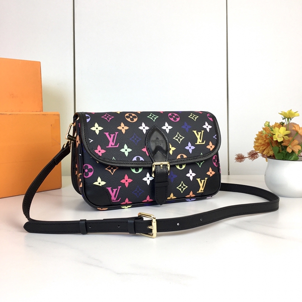 ルイヴィトンバッグ側面デザイン